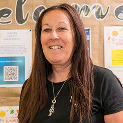 Portrait photo of Sue Hart